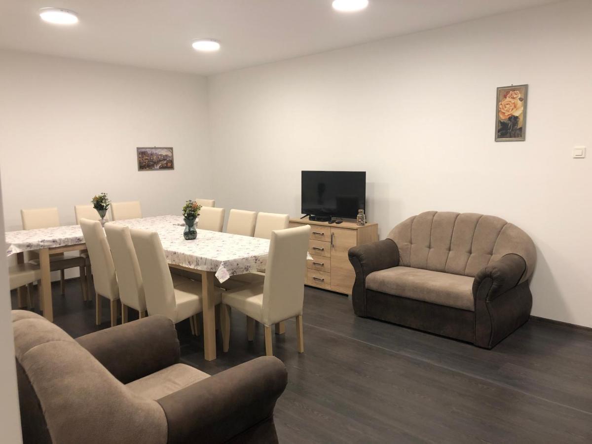 Lukacs Vendeghaz Hotel Erdohorvati Ngoại thất bức ảnh